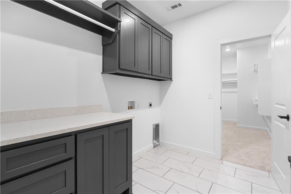 13 Fenchurch Drive - Image 10
