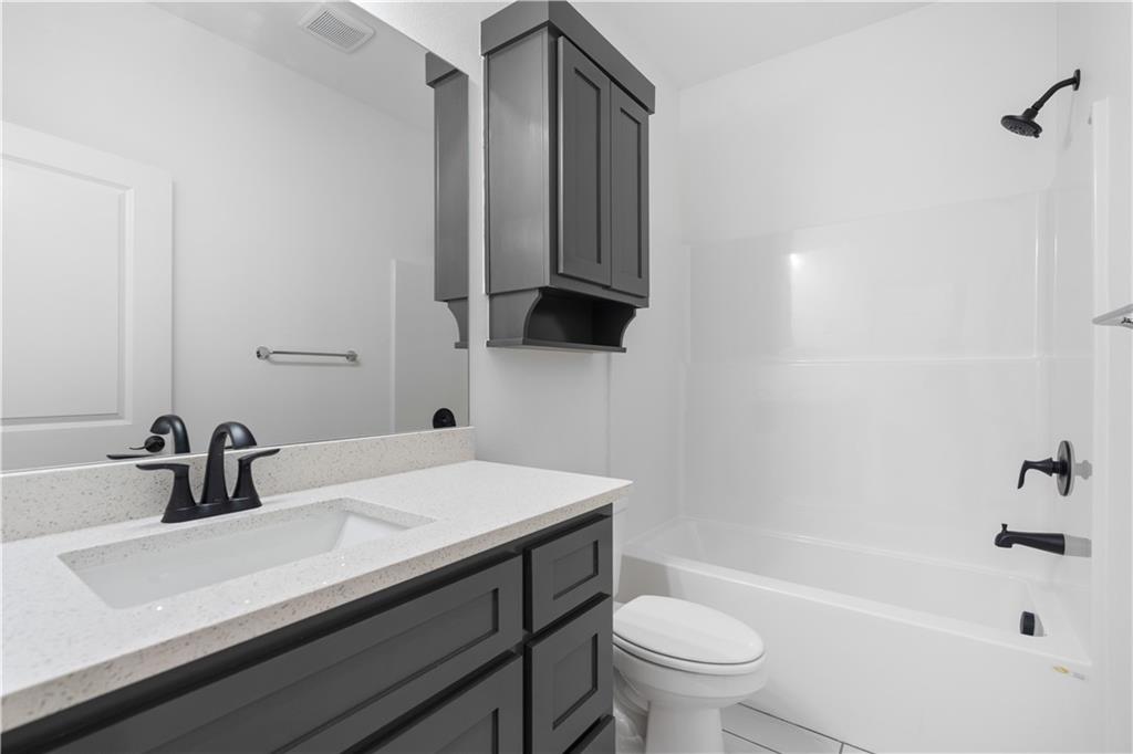 13 Fenchurch Drive - Image 12