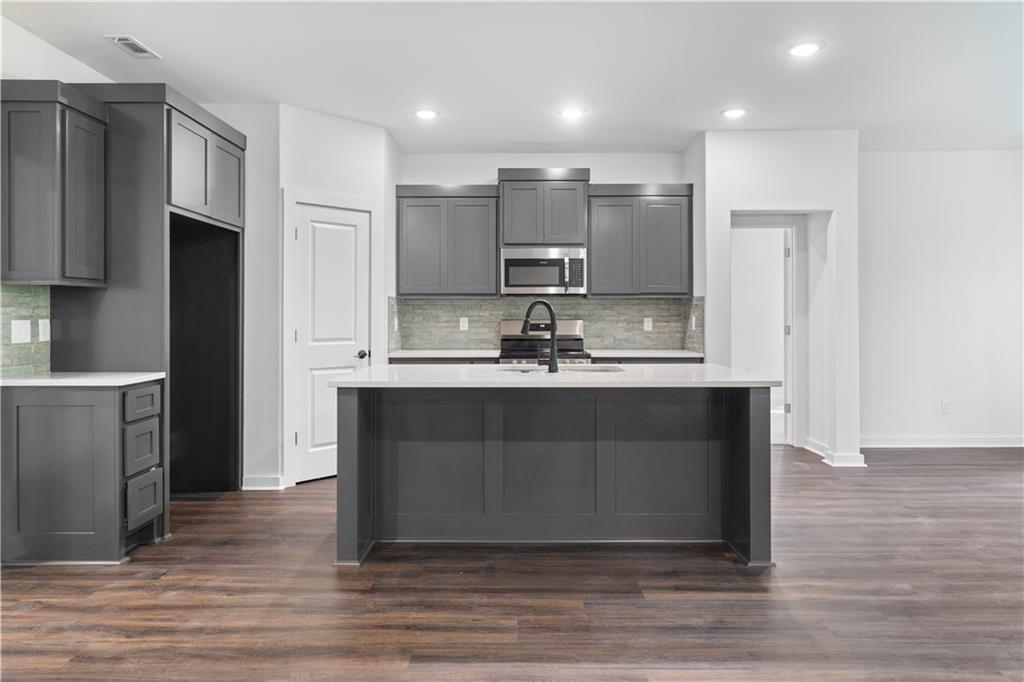 13 Fenchurch Drive - Image 5