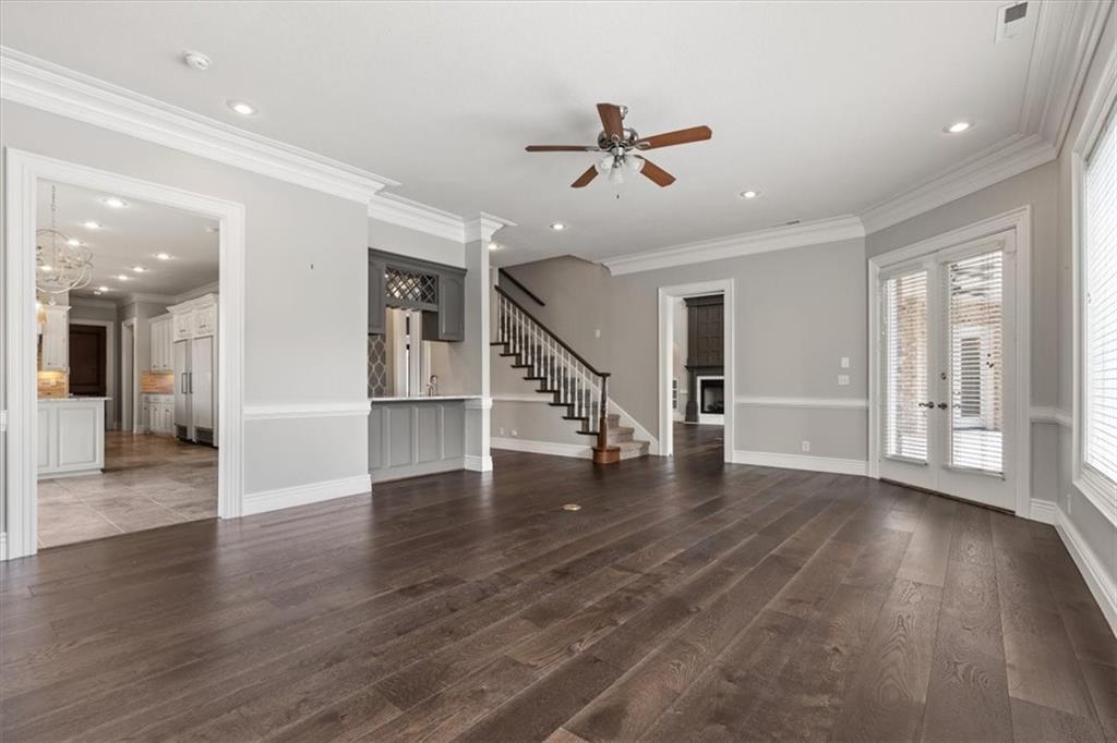 1 W Colonial Drive - Image 13