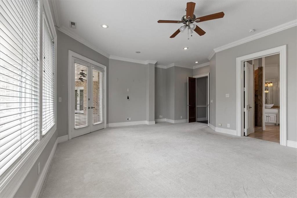 1 W Colonial Drive - Image 24