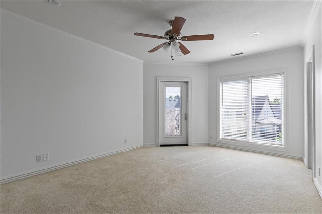 1 W Colonial Drive - Image 33