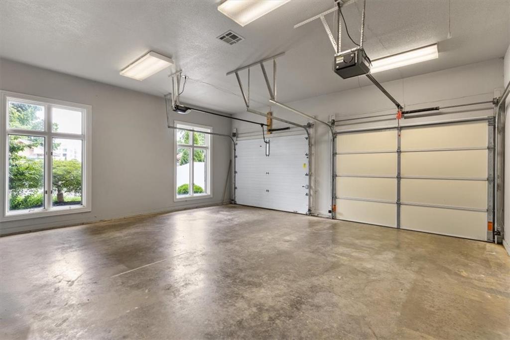 1 W Colonial Drive - Image 48