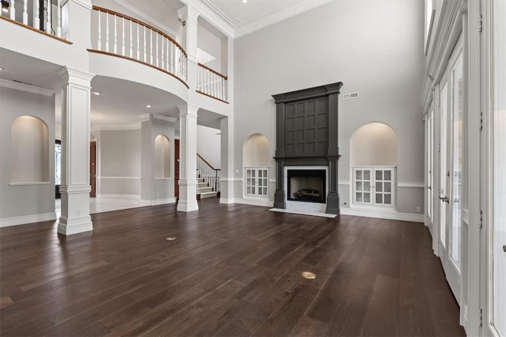 1 W Colonial Drive - Image 6